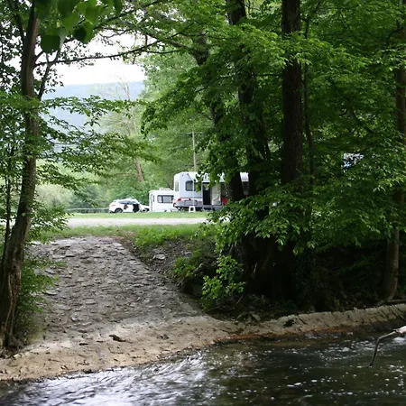 캠프장 Avtokamp Pri Mlinu - Tent Or Camper Pitch - Dujceva Domacija